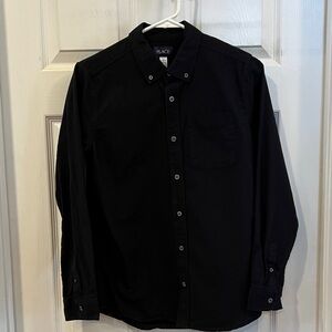 The Childrens Place youth boys size 16 black button down shirt.